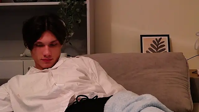 CalvinCay online show from 12.04.24