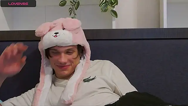 CalvinCay online show from 12.09.24