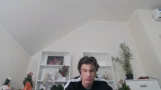 CalvinCay online show from 12.31.24