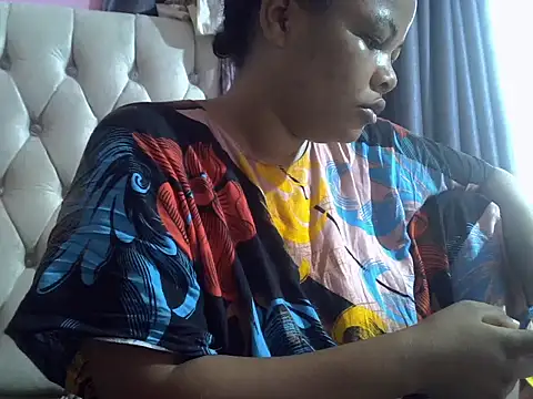 Amberay1 online show from 11.05.25