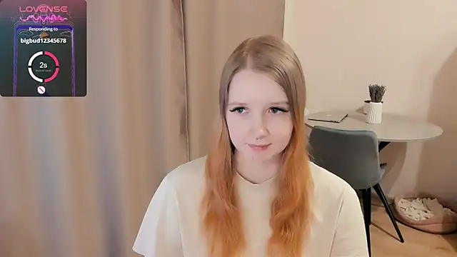 Snapshot of Alyaley chatting on 01.14.25 Alyaley online show from 01.14.25