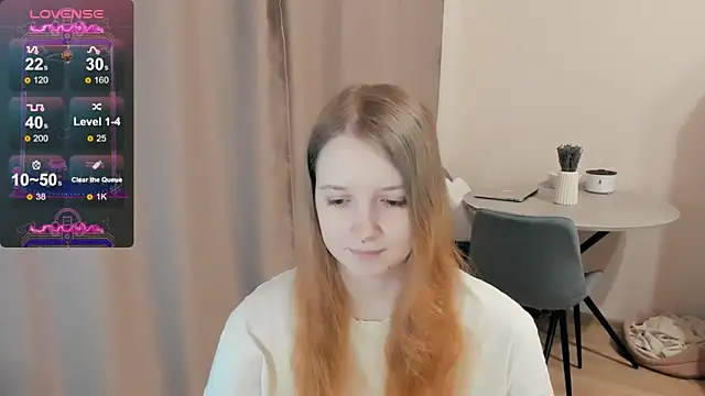 Snapshot of Alyaley chatting on 02.05.25 Alyaley online show from 02.05.25