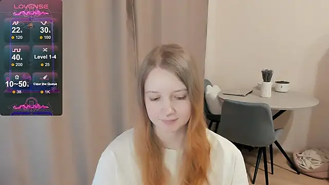 Snapshot of Alyaley chatting on 02.05.25 Alyaley online show from 02.05.25