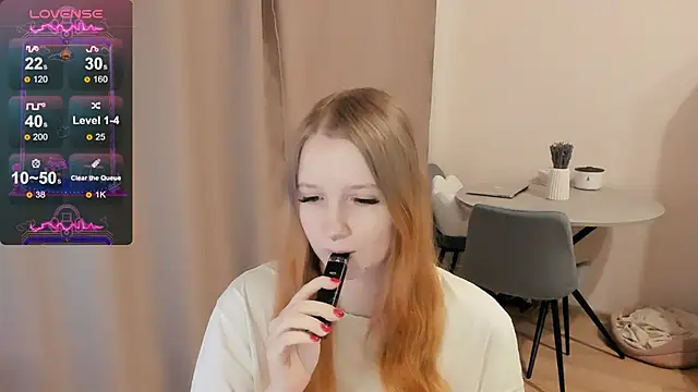 Snapshot of Alyaley chatting on 02.07.25 Alyaley online show from 02.07.25