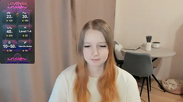 Snapshot of Alyaley chatting on 02.08.25 Alyaley online show from 02.08.25