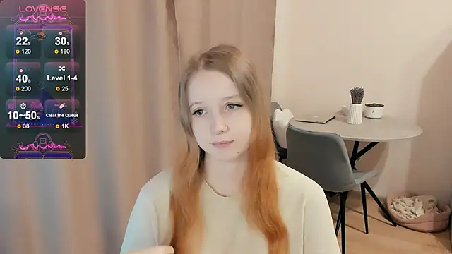 Snapshot of Alyaley chatting on 02.13.25 Alyaley online show from 02.13.25