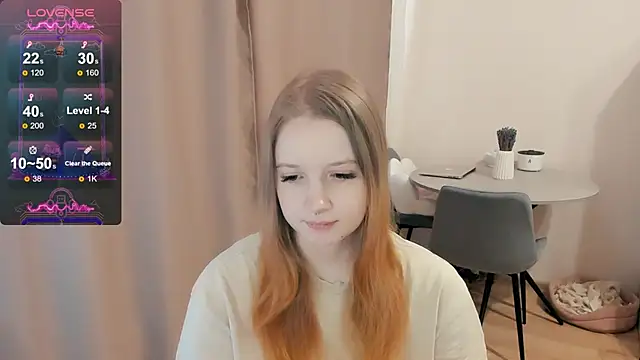 Snapshot of Alyaley chatting on 02.14.25 Alyaley online show from 02.14.25