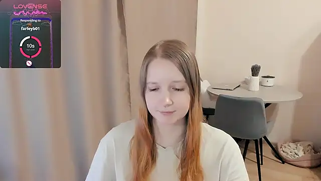 Snapshot of Alyaley chatting on 02.22.25 Alyaley online show from 02.22.25