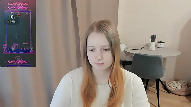 Snapshot of Alyaley chatting on 03.03.25 Alyaley online show from 03.03.25