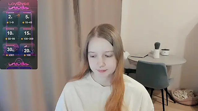 Snapshot of Alyaley chatting on 03.09.25 Alyaley online show from 03.09.25