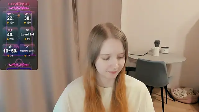 Snapshot of Alyaley chatting on 03.12.25 Alyaley online show from 03.12.25