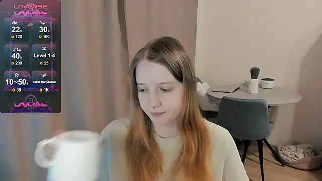 Snapshot of Alyaley chatting on 03.17.25 Alyaley online show from 03.17.25