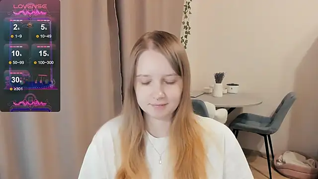 Snapshot of Alyaley chatting on 09.13.25 Alyaley online show from 09.13.25