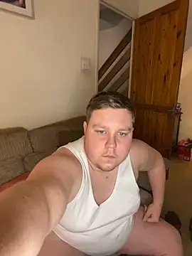 Lukeyboy027 online show from 01.02.25