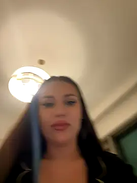 Snapshot of Syka0001 chatting on 11.29.25 Syka0001 online show from 11.29.25