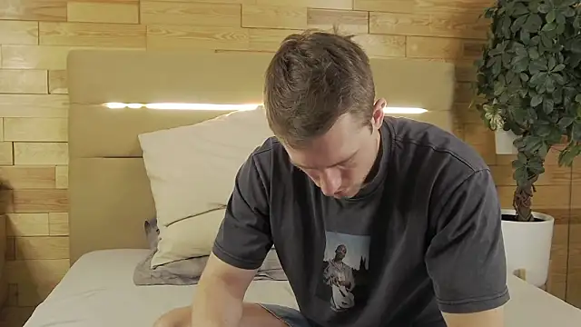 EthanPinkman online show from 10.08.25