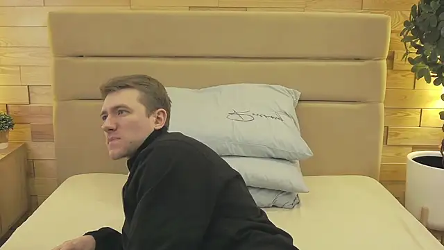 EthanPinkman online show from 03.08.26