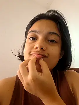 Snapshot of littlemelii chatting on 02.07.26 littlemelii online show from 02.07.26