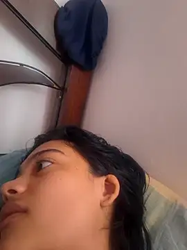 Snapshot of littlemelii chatting on 02.21.26 littlemelii online show from 02.21.26