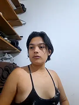 Snapshot of littlemelii chatting on 03.21.26 littlemelii online show from 03.21.26