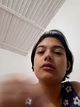 Snapshot of littlemelii chatting on 03.27.26 littlemelii online show from 03.27.26