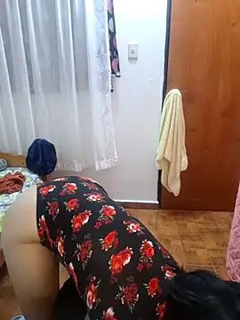 Snapshot of littlemelii chatting on 04.11.26 littlemelii online show from 04.11.26