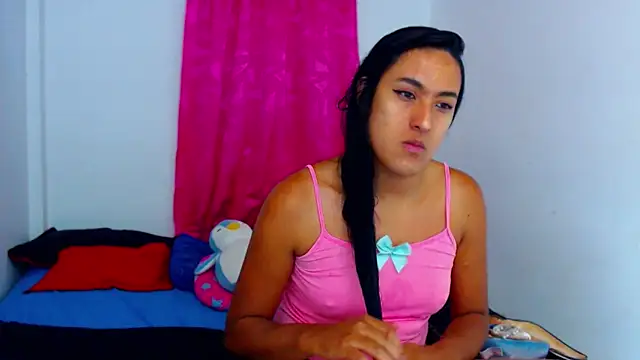 misss estrella online show from 11.26.25