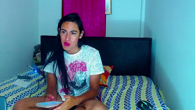 misss estrella online show from 03.04.26