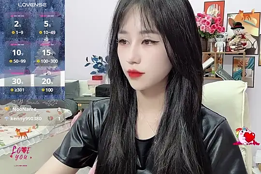  LLisa  online show from 01.15.25