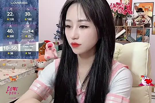  LLisa  online show from 01.18.25