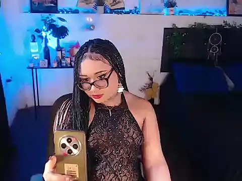 Snapshot of LiaScarlett chatting on 09.22.25 LiaScarlett online show from 09.22.25