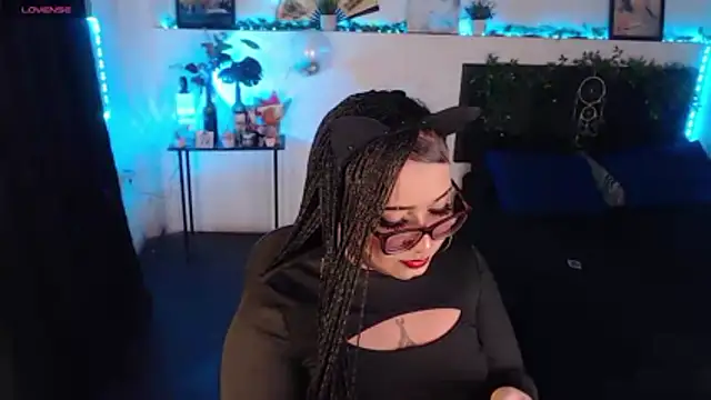 Snapshot of LiaScarlett chatting on 11.03.25 LiaScarlett online show from 11.03.25