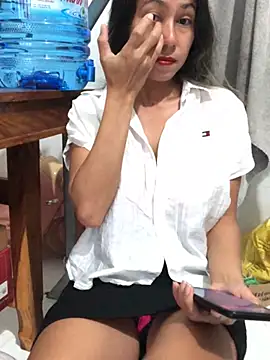 2HotAsain4u online show from 12.29.24