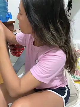 2HotAsain4u online show from 02.09.25