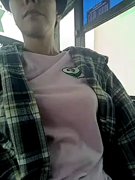 2HotAsain4u online show from 03.21.25