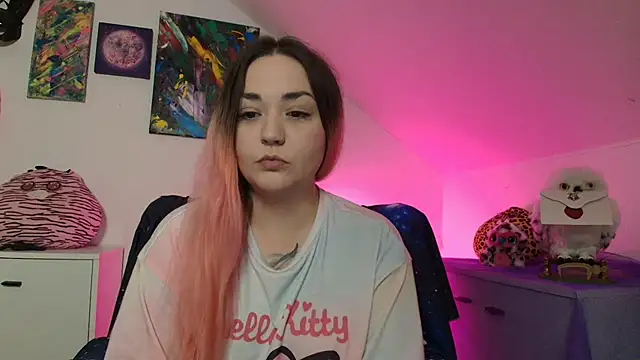 Snapshot of PinkHurricaneOfficial chatting on 02.22.26 PinkHurricaneOfficial online show from 02.22.26