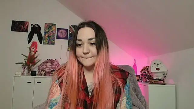 PinkHurricaneOfficial online show from 04.11.26