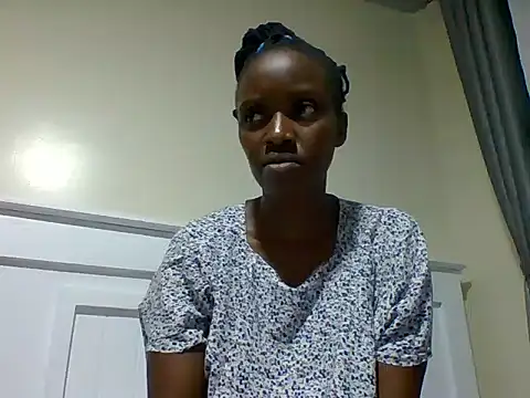 Snapshot of sexy_darleen23 chatting on 01.28.25 sexy darleen23 online show from 01.28.25