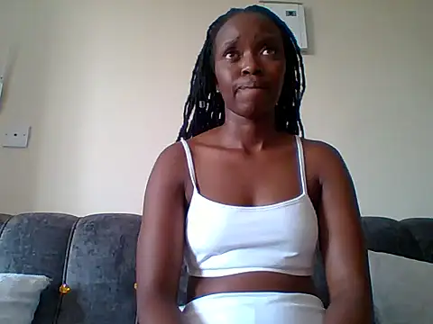 Snapshot of sexy_darleen23 chatting on 02.28.25 sexy darleen23 online show from 02.28.25