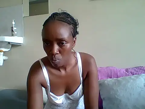 Snapshot of sexy_darleen23 chatting on 03.11.25 sexy darleen23 online show from 03.11.25