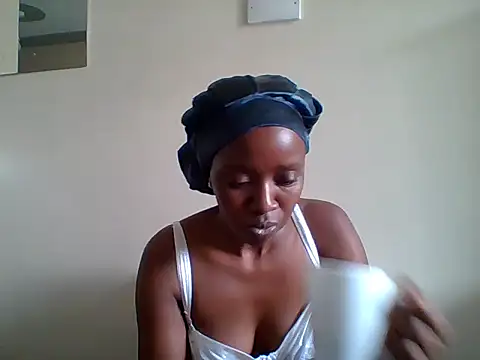 Snapshot of sexy_darleen23 chatting on 03.21.25 sexy darleen23 online show from 03.21.25