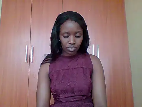 Snapshot of sexy_darleen23 chatting on 09.29.25 sexy darleen23 online show from 09.29.25