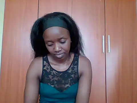 Snapshot of sexy_darleen23 chatting on 10.01.25 sexy darleen23 online show from 10.01.25