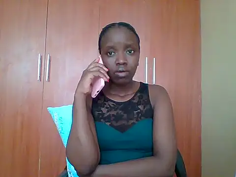 Snapshot of sexy_darleen23 chatting on 11.27.25 sexy darleen23 online show from 11.27.25