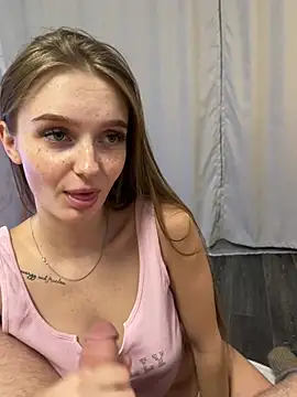 lovelly molly online show from 03.10.25