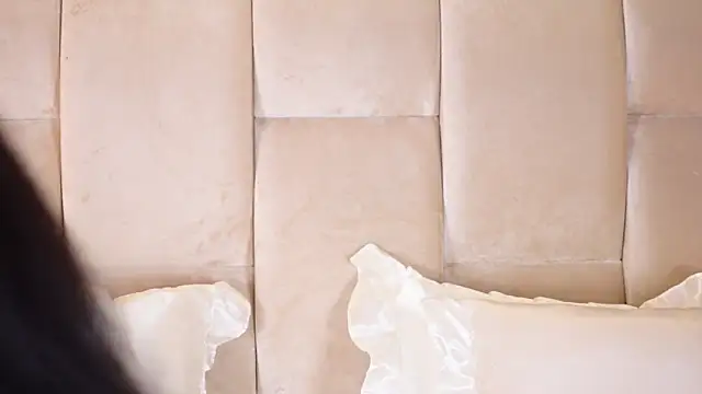 KiraKayleigh1 online show from 10.05.25