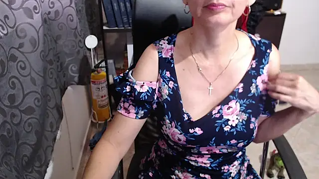 Snapshot of edixan_moree chatting on 01.09.25 edixan moree online show from 01.09.25