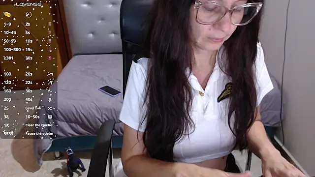 Snapshot of edixan_moree chatting on 02.12.25 edixan moree online show from 02.12.25