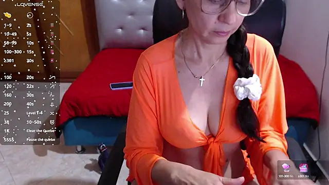 Snapshot of edixan_moree chatting on 02.15.25 edixan moree online show from 02.15.25
