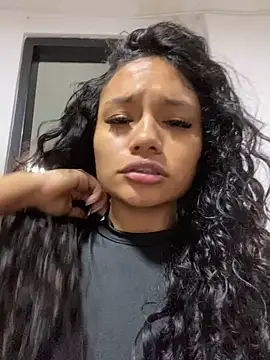 Riana Kean online show from 12.24.24